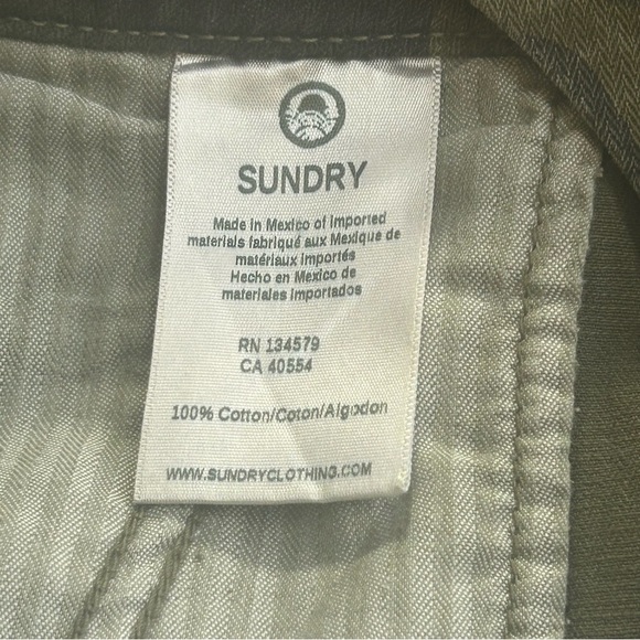 NWT Sundry Women’s Camo Cotton Pants Size 24 Drawstring Waist Tapered Leg - Picture 12 of 12